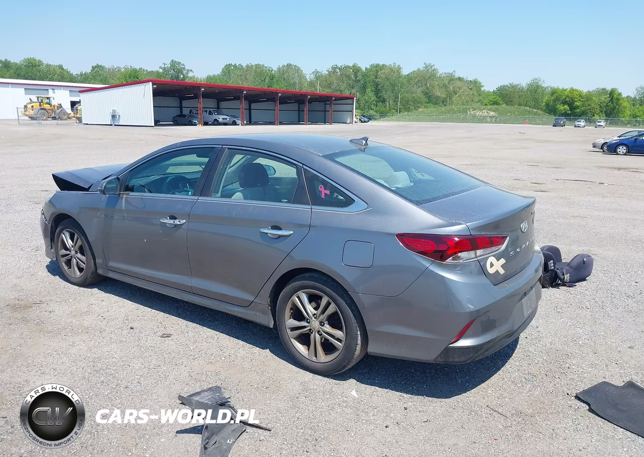2018 Hyundai Sonata Sel VIN:5NPE34AF2JH635586 - 3