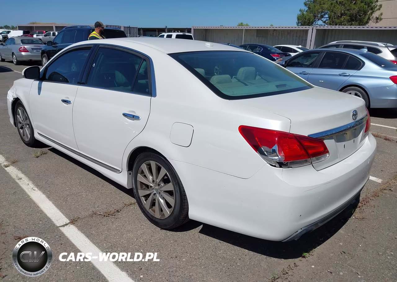 2011 Toyota Avalon Limited VIN:4T1BK3DB5BU396594 - 3