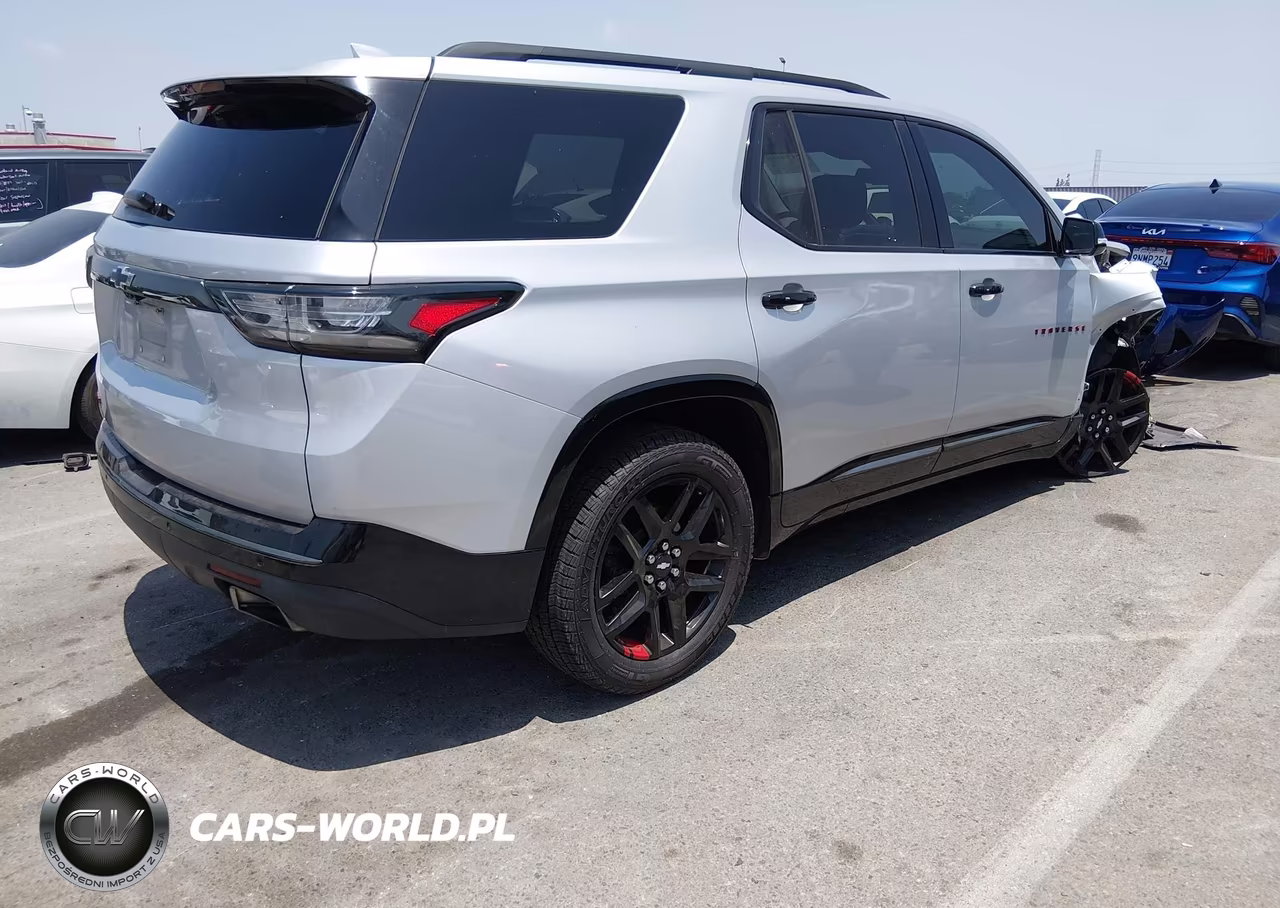2019 Chevrolet Traverse Premier VIN:1GNERKKW6KJ210714 - 4
