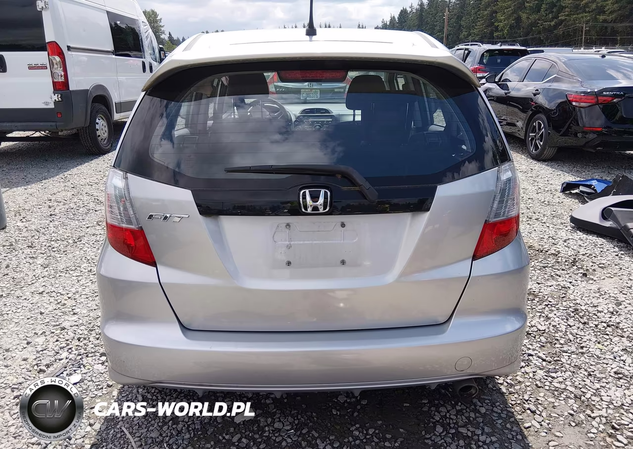 2012 Honda Fit Sport VIN:JHMGE8G51CC041903 - 17