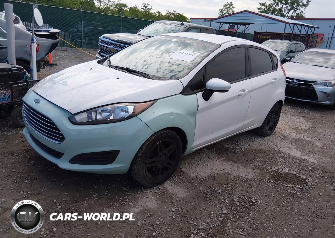2018 Ford Fiesta Se VIN:3FADP4EJ0JM104112 - 2