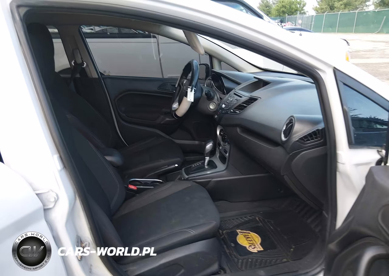 2018 Ford Fiesta Se VIN:3FADP4EJ0JM104112 - 5