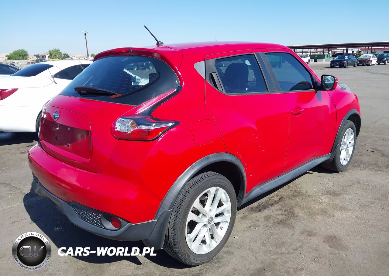 2015 Nissan Juke S VIN:JN8AF5MR5FT509215 - 4