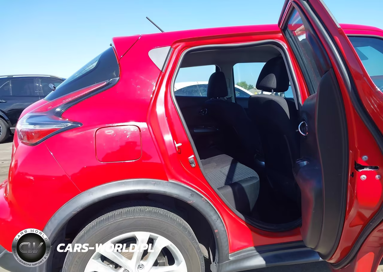 2015 Nissan Juke S VIN:JN8AF5MR5FT509215 - 8