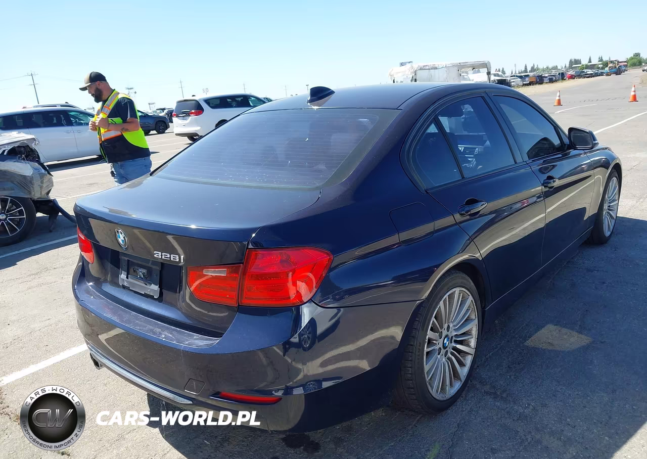 2013 BMW 328I VIN:WBA3C1C56DF444470 - 4