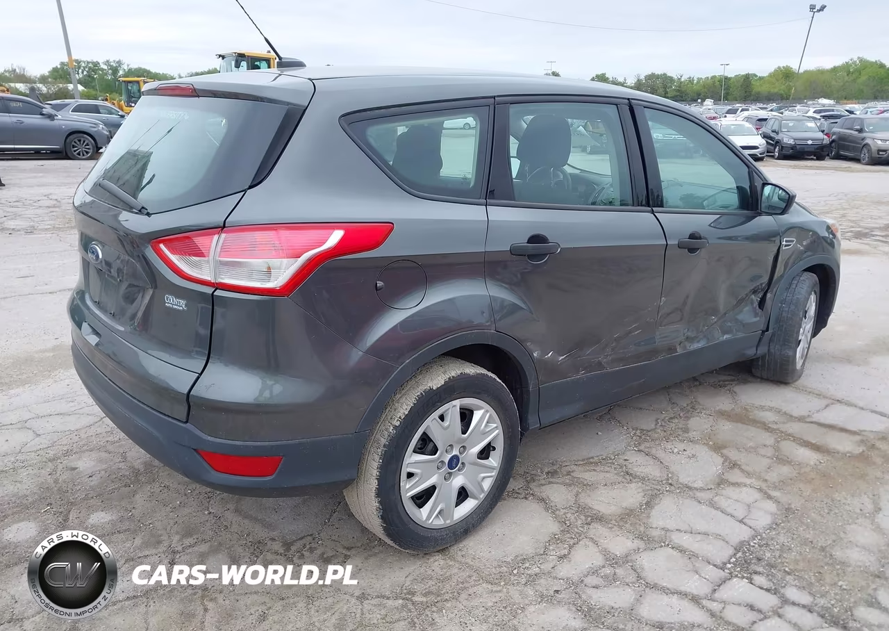 2016 Ford Escape S VIN:1FMCU0F79GUB32792 - 4