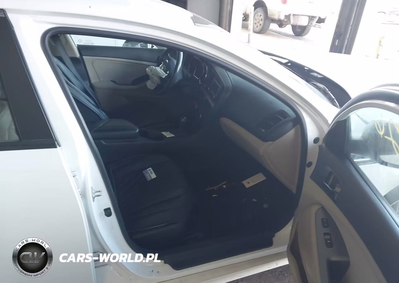 2013 Kia Optima Lx VIN:5XXGM4A73DG180696 - 5