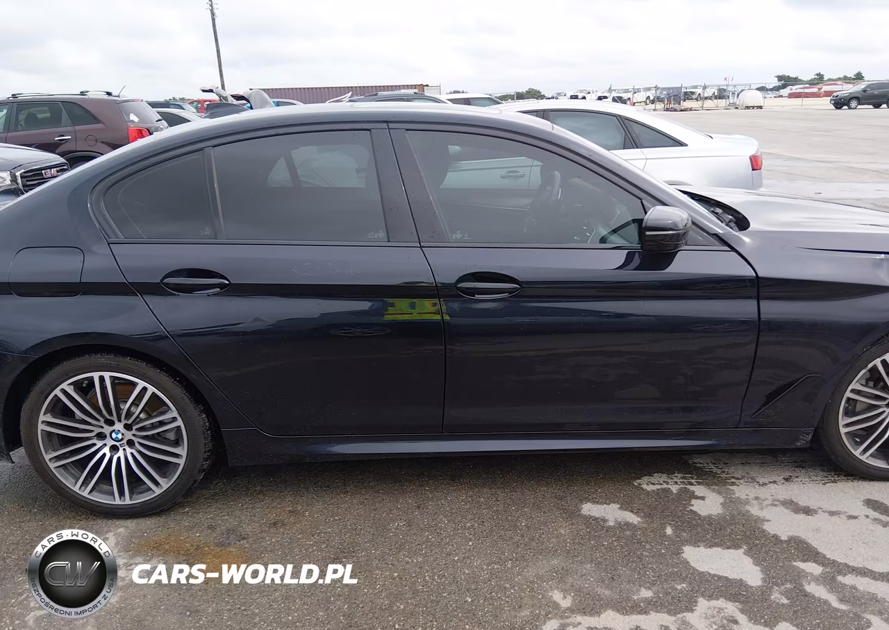 2019 BMW 530I xDrive VIN:WBAJA7C5XKG909937 - 14