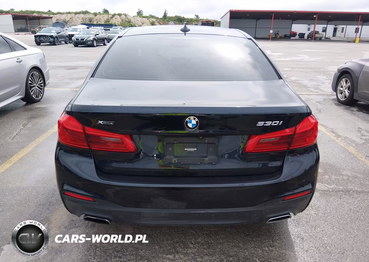 2019 BMW 530I xDrive VIN:WBAJA7C5XKG909937 - 17