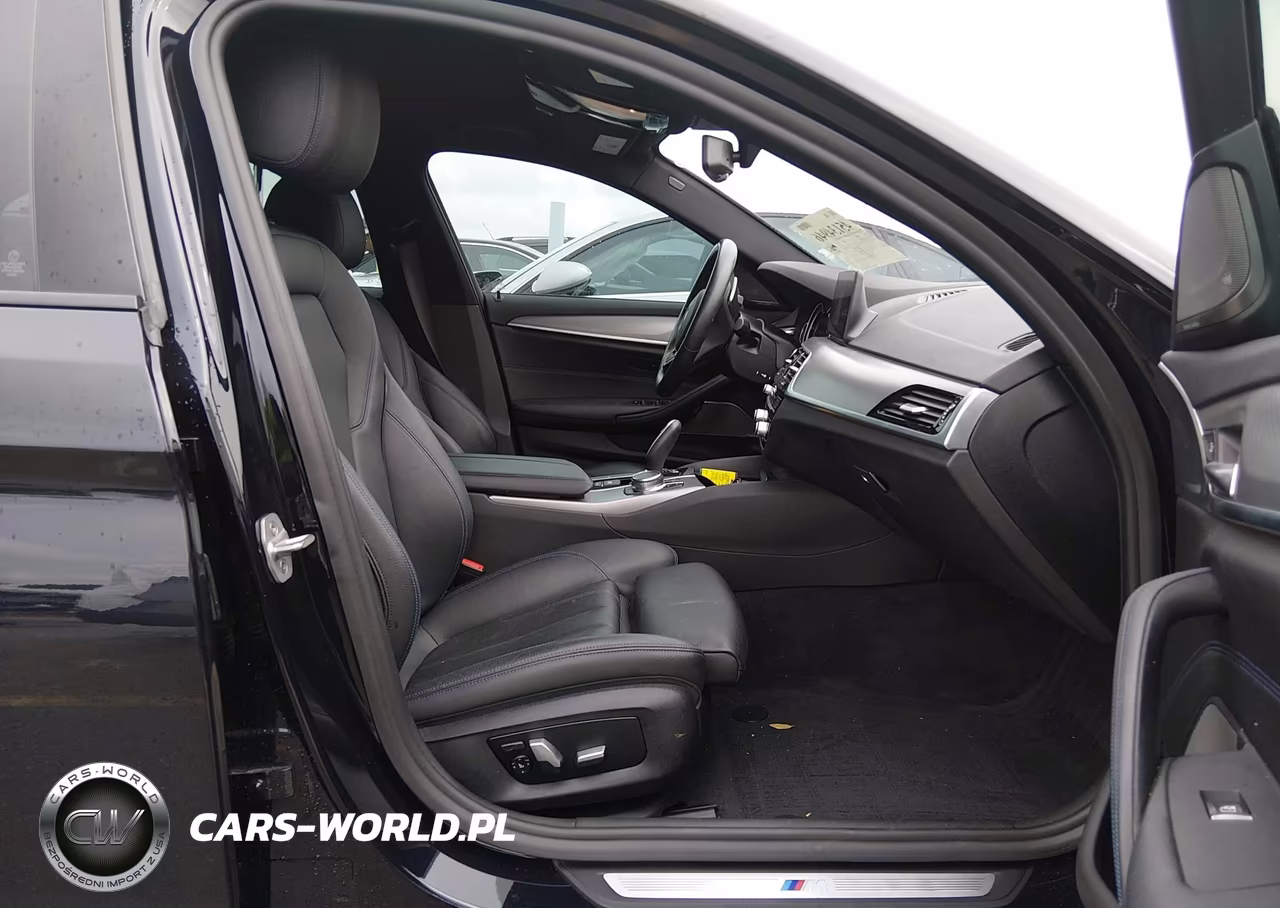 2019 BMW 530I xDrive VIN:WBAJA7C5XKG909937 - 5