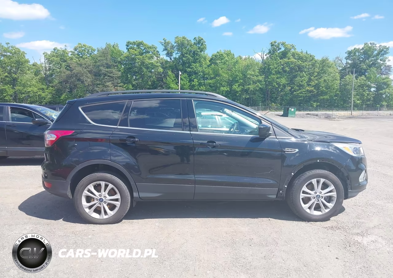 2018 Ford Escape Se VIN:1FMCU9GD7JUC16335 - 13