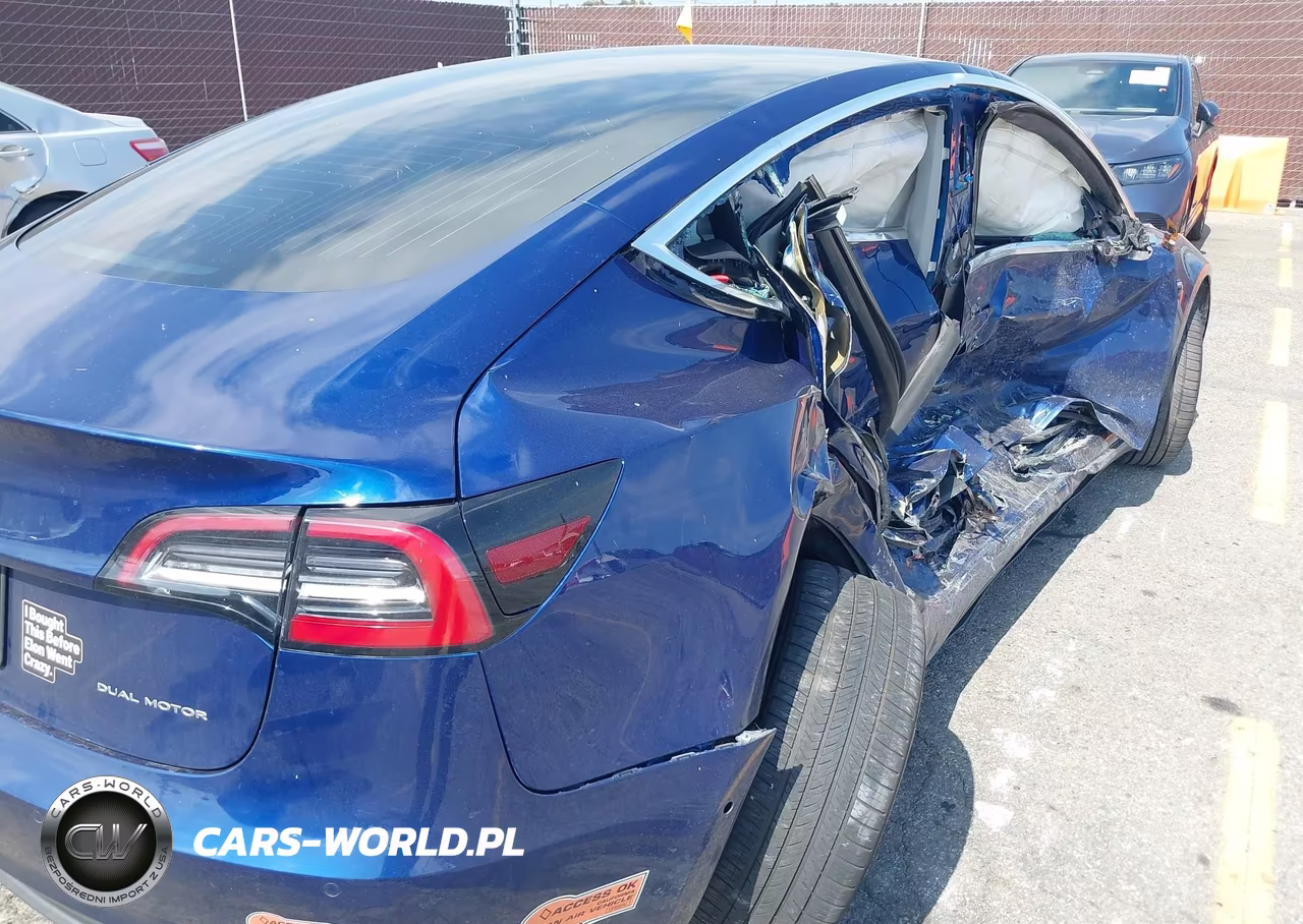 2020 Tesla Model 3 Long Range Dual Motor All-Wheel Drive VIN:5YJ3E1EB8LF711045 - 19