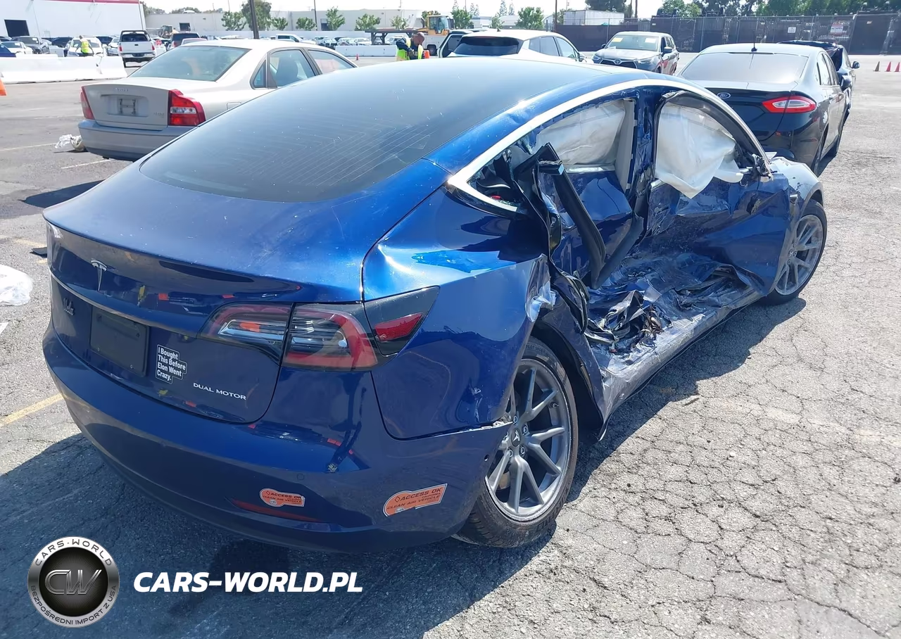 2020 Tesla Model 3 Long Range Dual Motor All-Wheel Drive VIN:5YJ3E1EB8LF711045 - 4