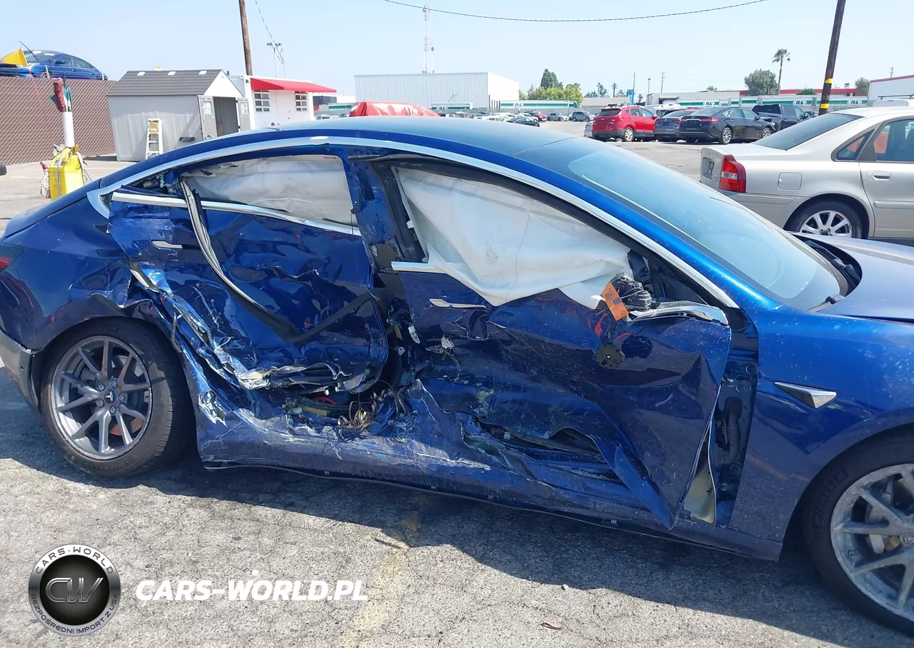 2020 Tesla Model 3 Long Range Dual Motor All-Wheel Drive VIN:5YJ3E1EB8LF711045 - 6