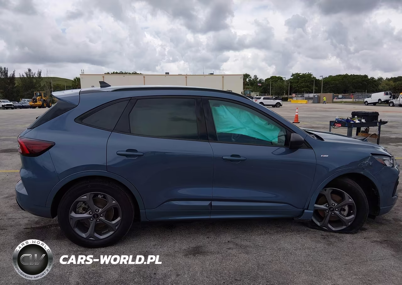 2024 Ford Escape St-Line VIN:1FMCU0MN4RUA17358 - 13