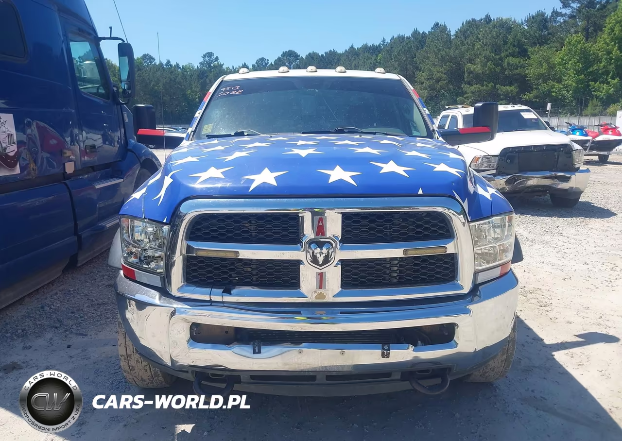 2017 Ram 5500 Chassis Tradesman-Slt-Laramie VIN:3C7WRNEL7HG532727 - 12