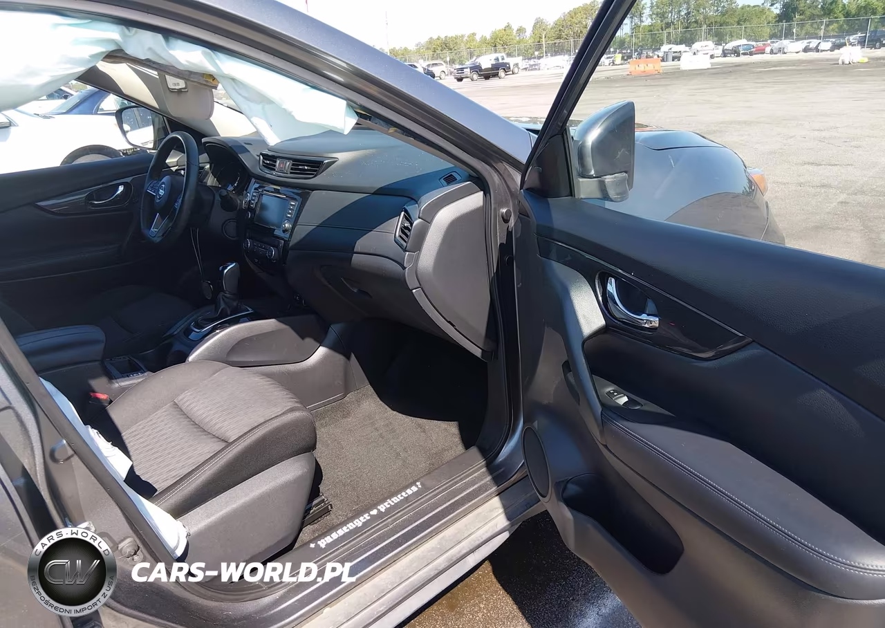 2018 Nissan Rogue Sv VIN:KNMAT2MT8JP580716 - 5