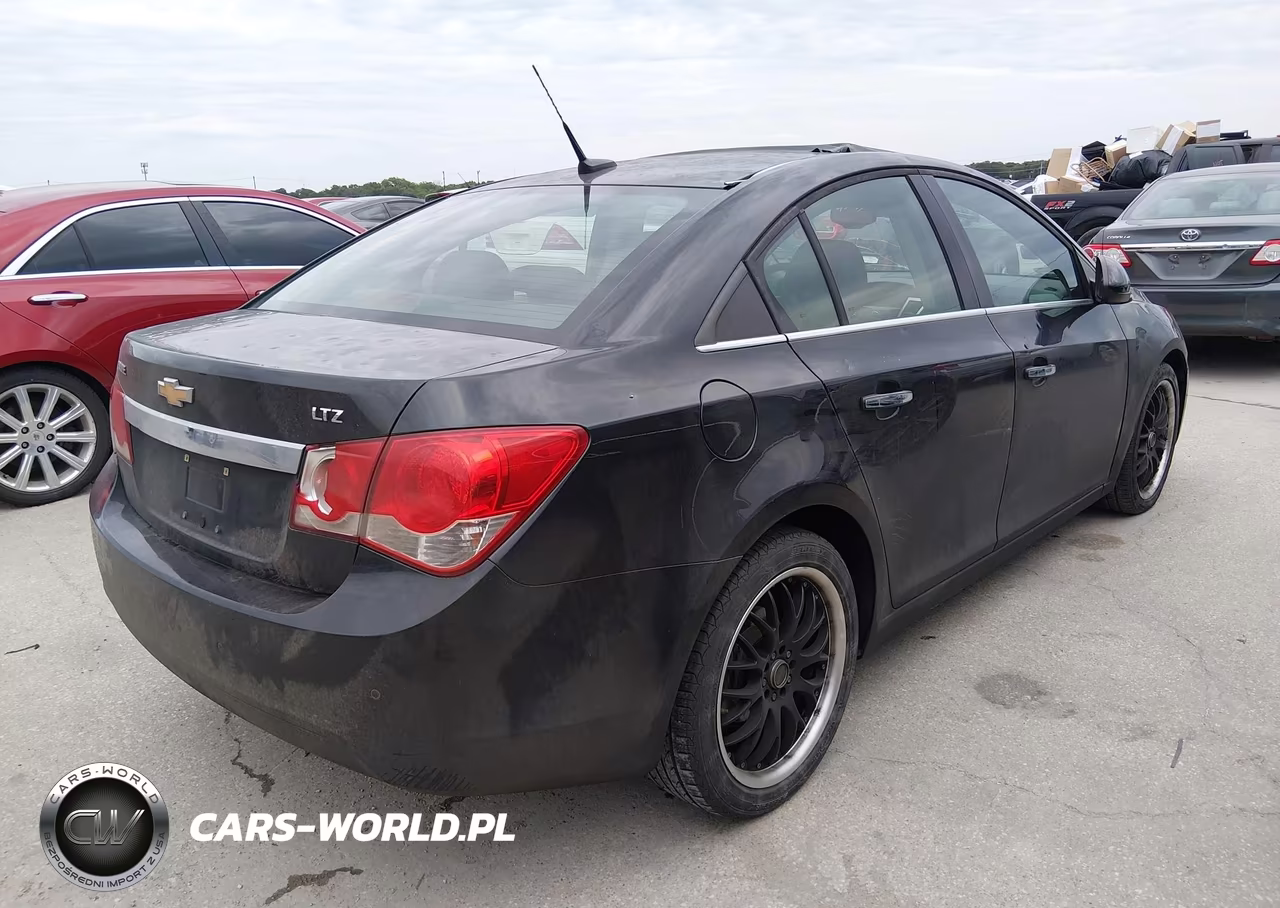 2011 Chevrolet Cruze Ltz VIN:1G1PH5S93B7232076 - 4