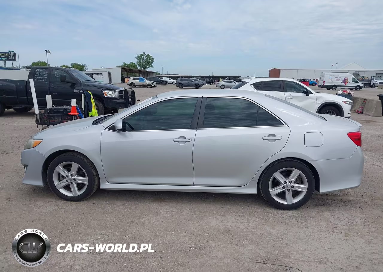 2014 Toyota Camry Se VIN:4T1BF1FK8EU416475 - 14