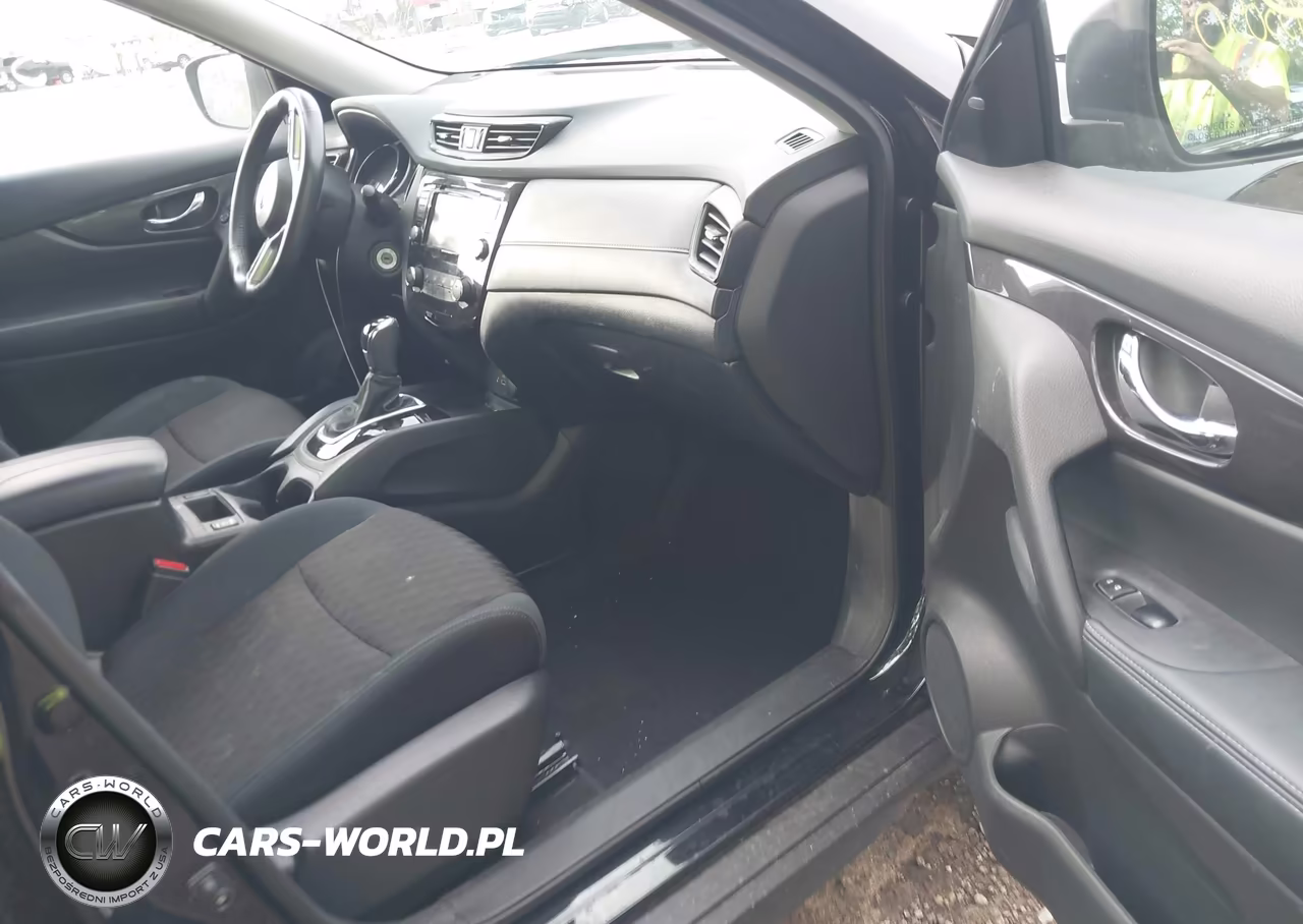 2018 Nissan Rogue S VIN:5N1AT2MV4JC827153 - 5