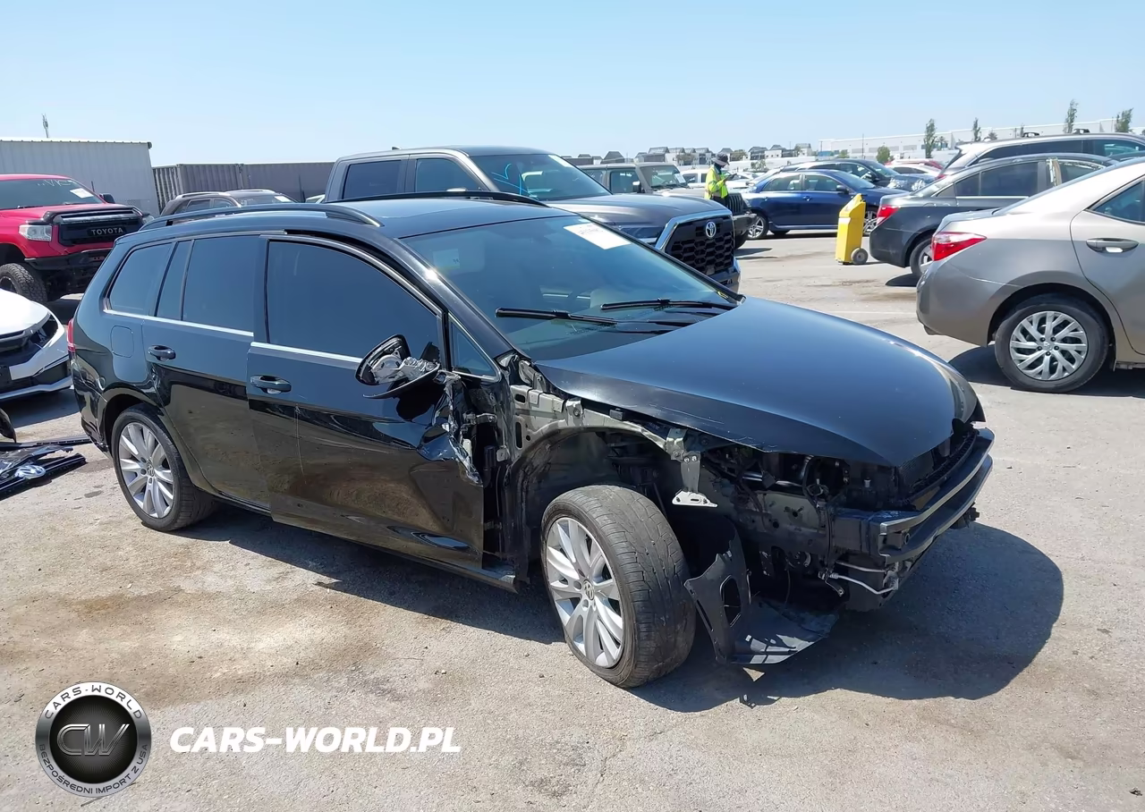 2015 Volkswagen Golf Sportwagen Tdi Se 4-Door – zdjęcie 1 z 17