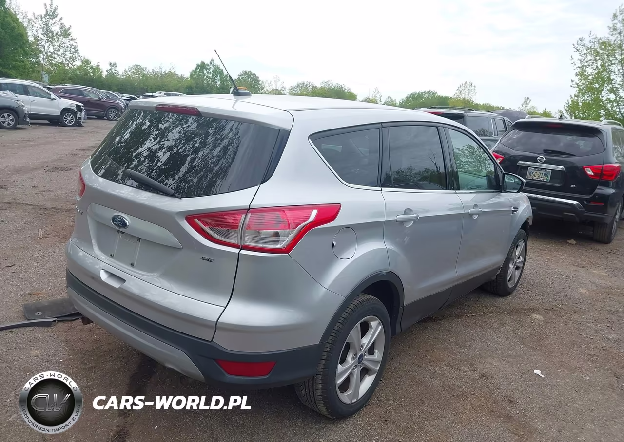 2016 Ford Escape Se VIN:1FMCU0G74GUB92364 - 4