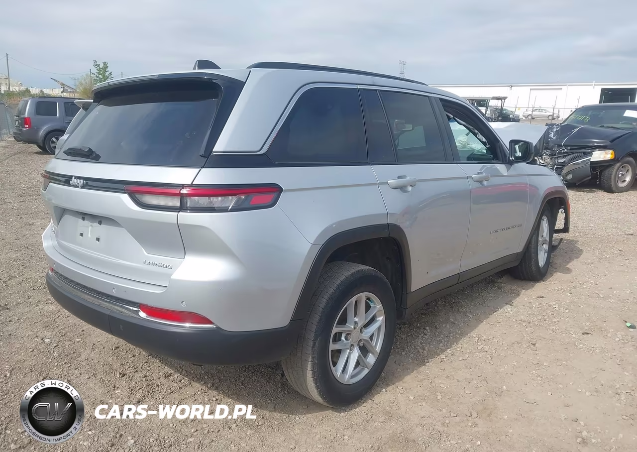 2024 Jeep Grand Cherokee Laredo X 4X4 VIN:1C4RJHAG9RC252713 - 4