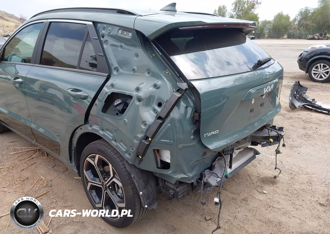 2023 Kia Niro Ex Touring VIN:KNDCR3LE8P5114496 - 6