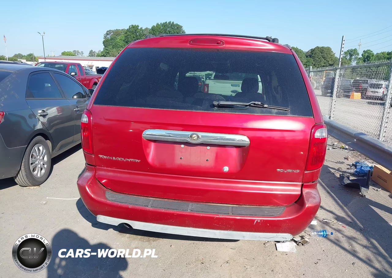 2005 Chrysler Town & Country Touring VIN:2C8GP54L55R535400 - 17