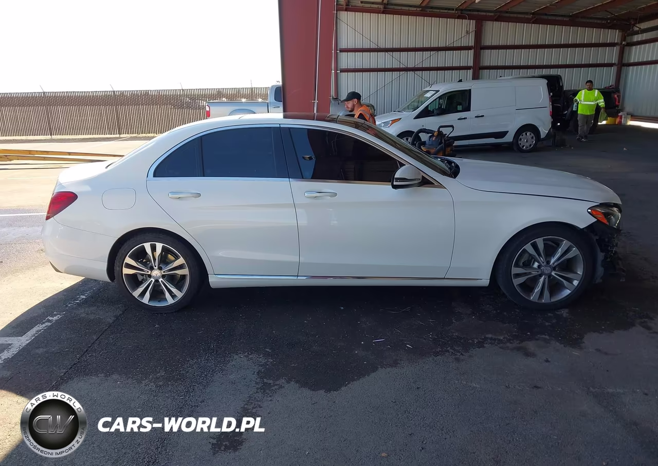 2017 Mercedes-Benz C 300 VIN:55SWF4JBXHU179532 - 13
