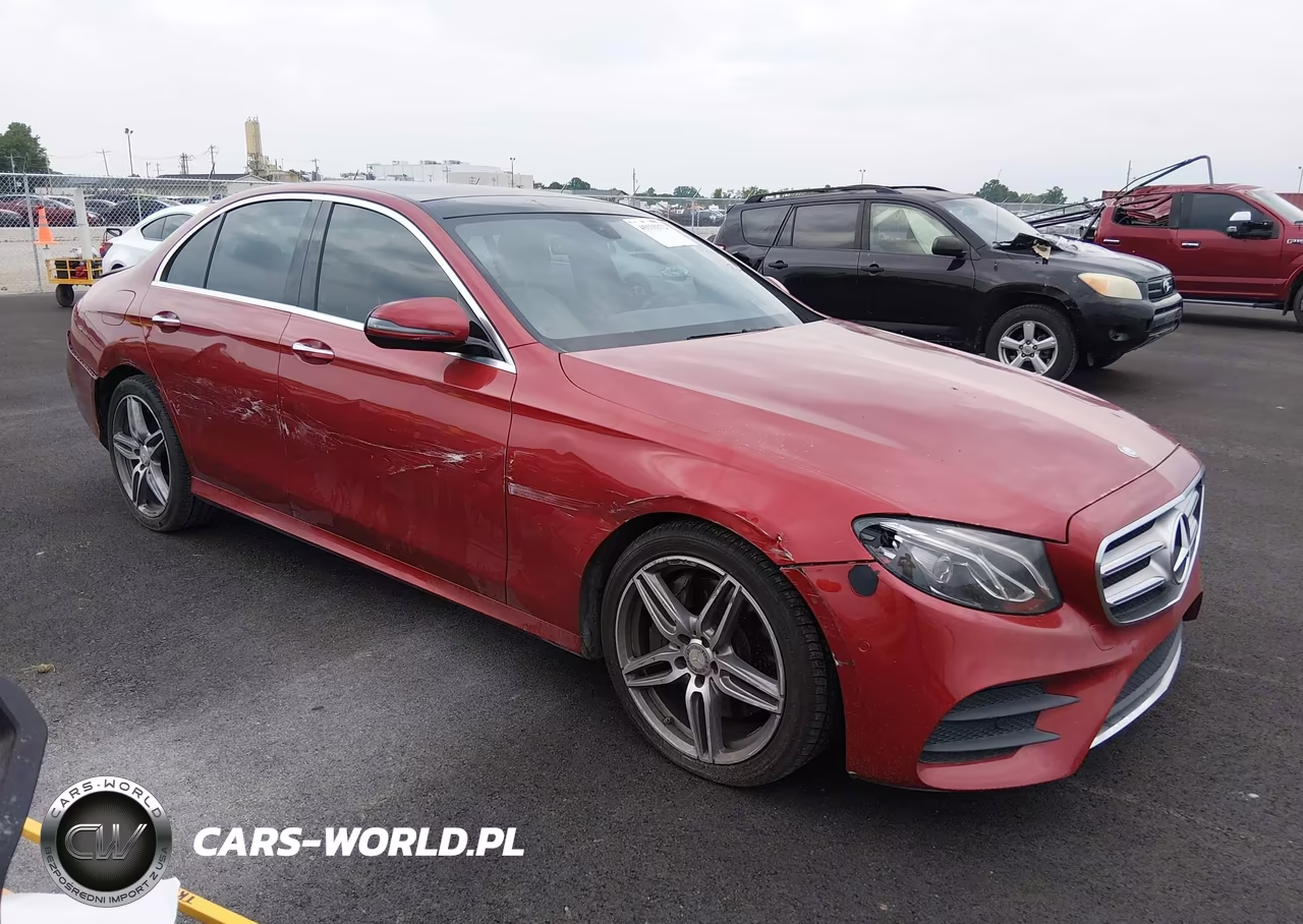 2017 Mercedes-Benz E 300 – zdjęcie 1 z 16