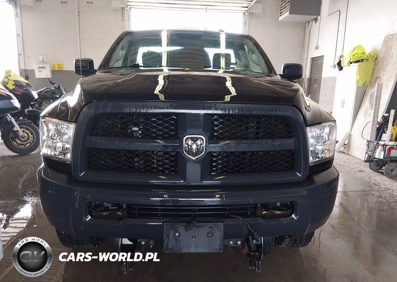2018 Ram 2500 Tradesman 4X4 8' Box VIN:3C6LR5AT7JG343661 - 15