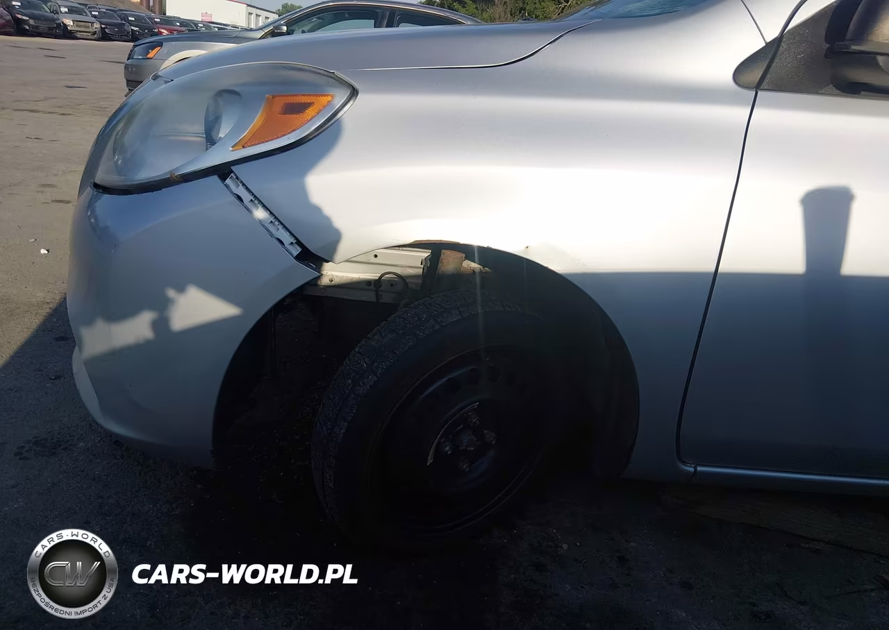 2013 Nissan Versa 1.6 S VIN:3N1CN7AP0DL882897 - 19