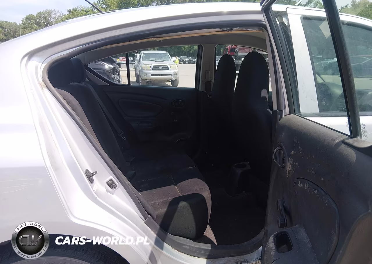 2013 Nissan Versa 1.6 S VIN:3N1CN7AP0DL882897 - 8