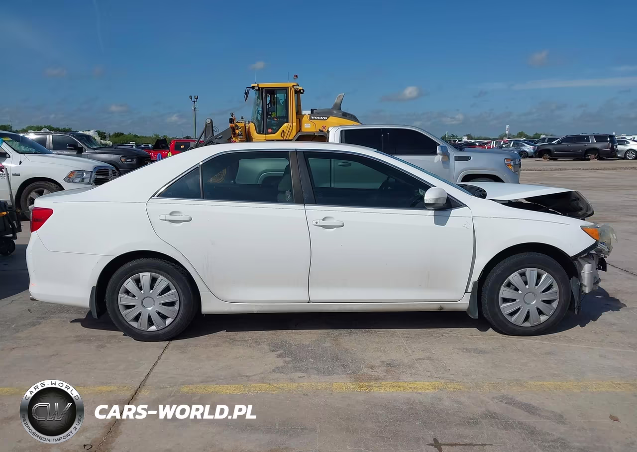 2012 Toyota Camry L VIN:4T1BF1FK3CU506162 - 14