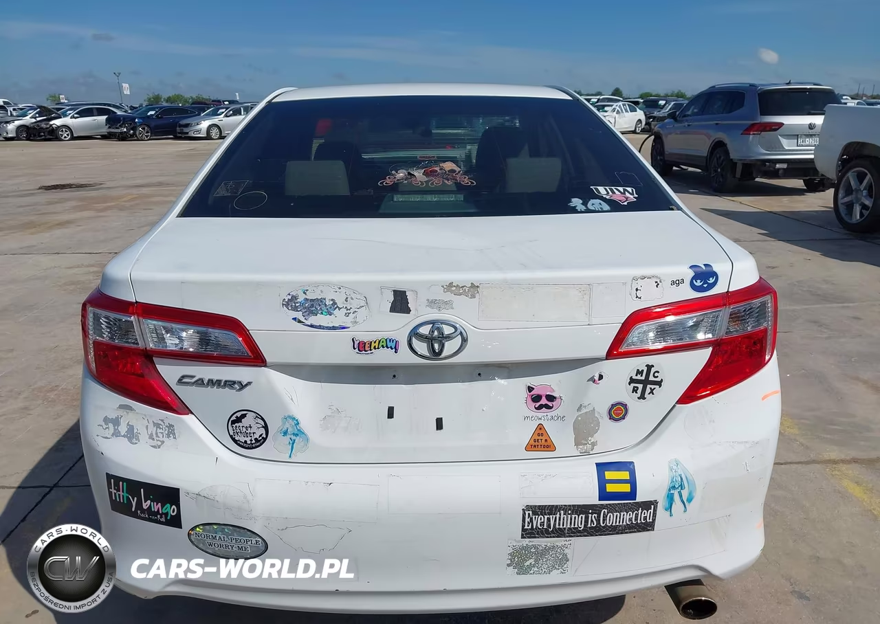 2012 Toyota Camry L VIN:4T1BF1FK3CU506162 - 17