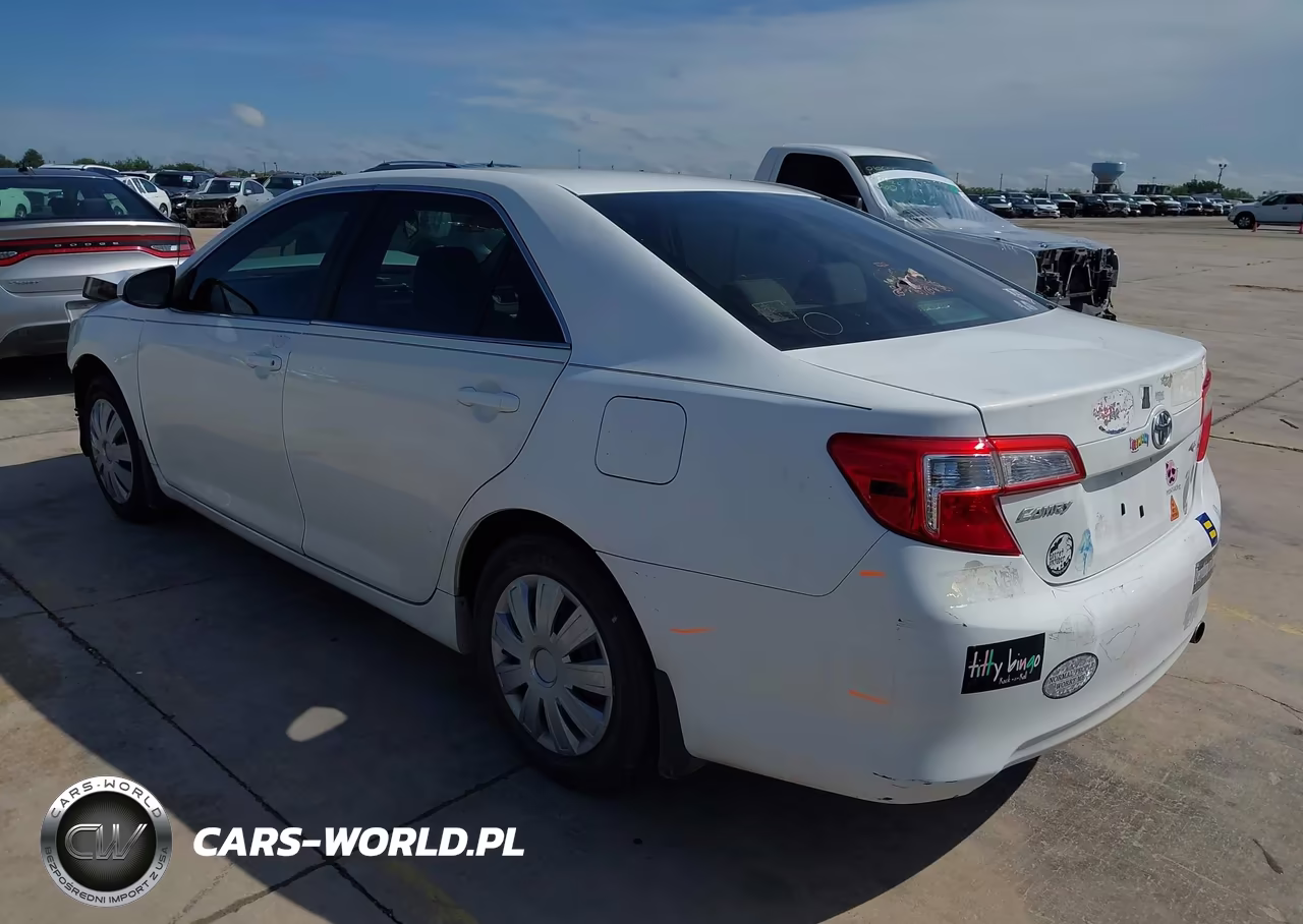 2012 Toyota Camry L VIN:4T1BF1FK3CU506162 - 3