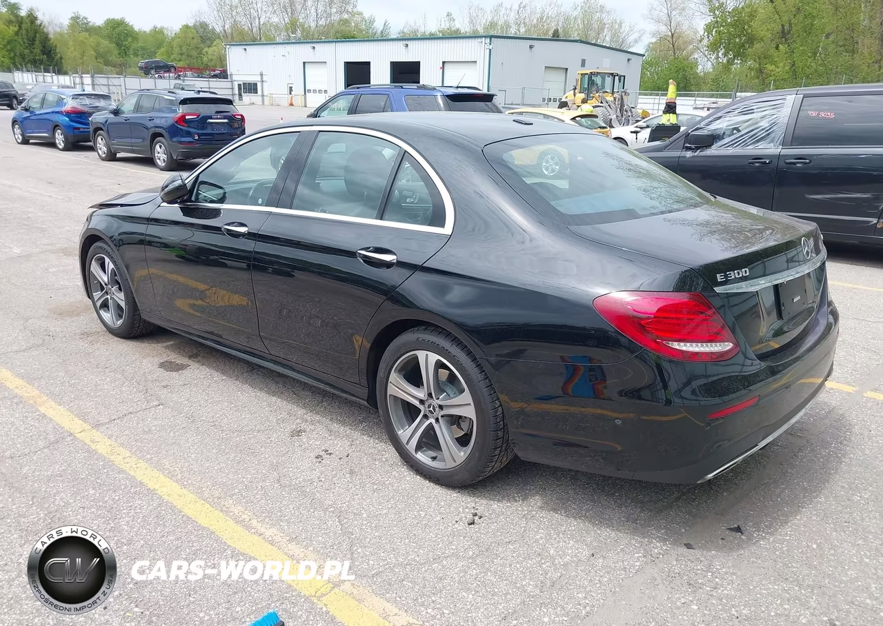 2018 Mercedes-Benz E 300 4Matic VIN:WDDZF4KB3JA347593 - 3