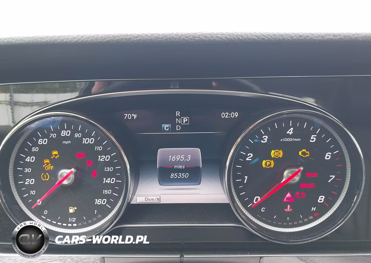 2018 Mercedes-Benz E 300 4Matic VIN:WDDZF4KB3JA347593 - 7