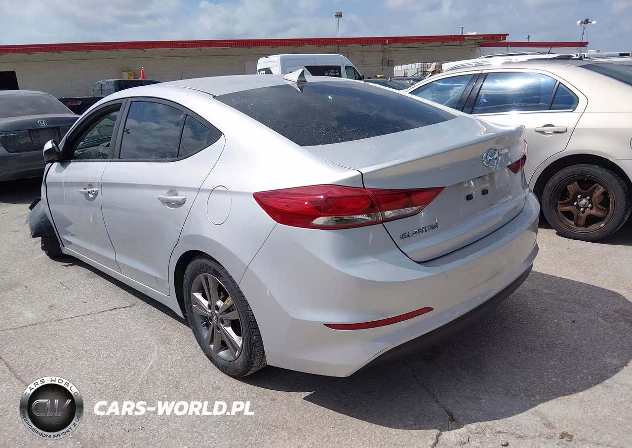 2017 Hyundai Elantra Se VIN:5NPD84LF4HH015214 - 3