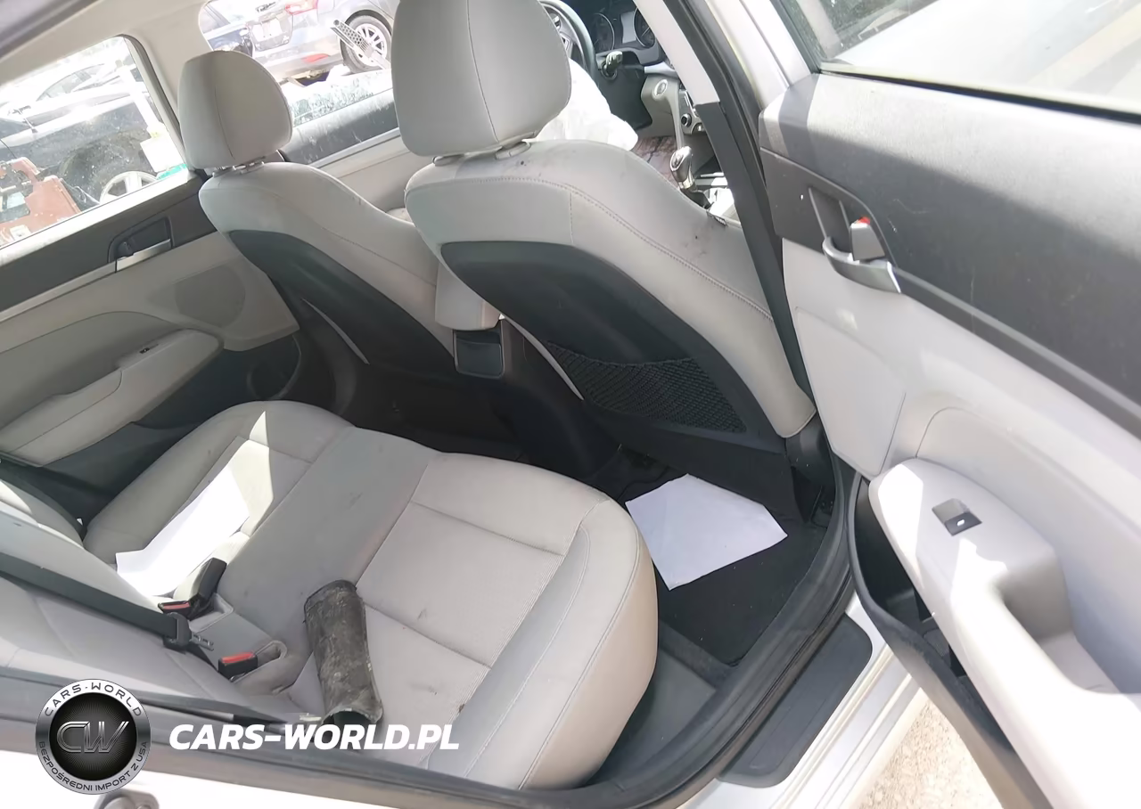 2017 Hyundai Elantra Se VIN:5NPD84LF4HH015214 - 8