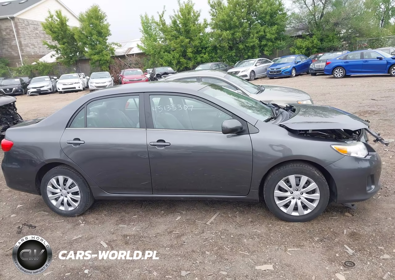 2013 Toyota Corolla Le VIN:2T1BU4EE5DC066211 - 13