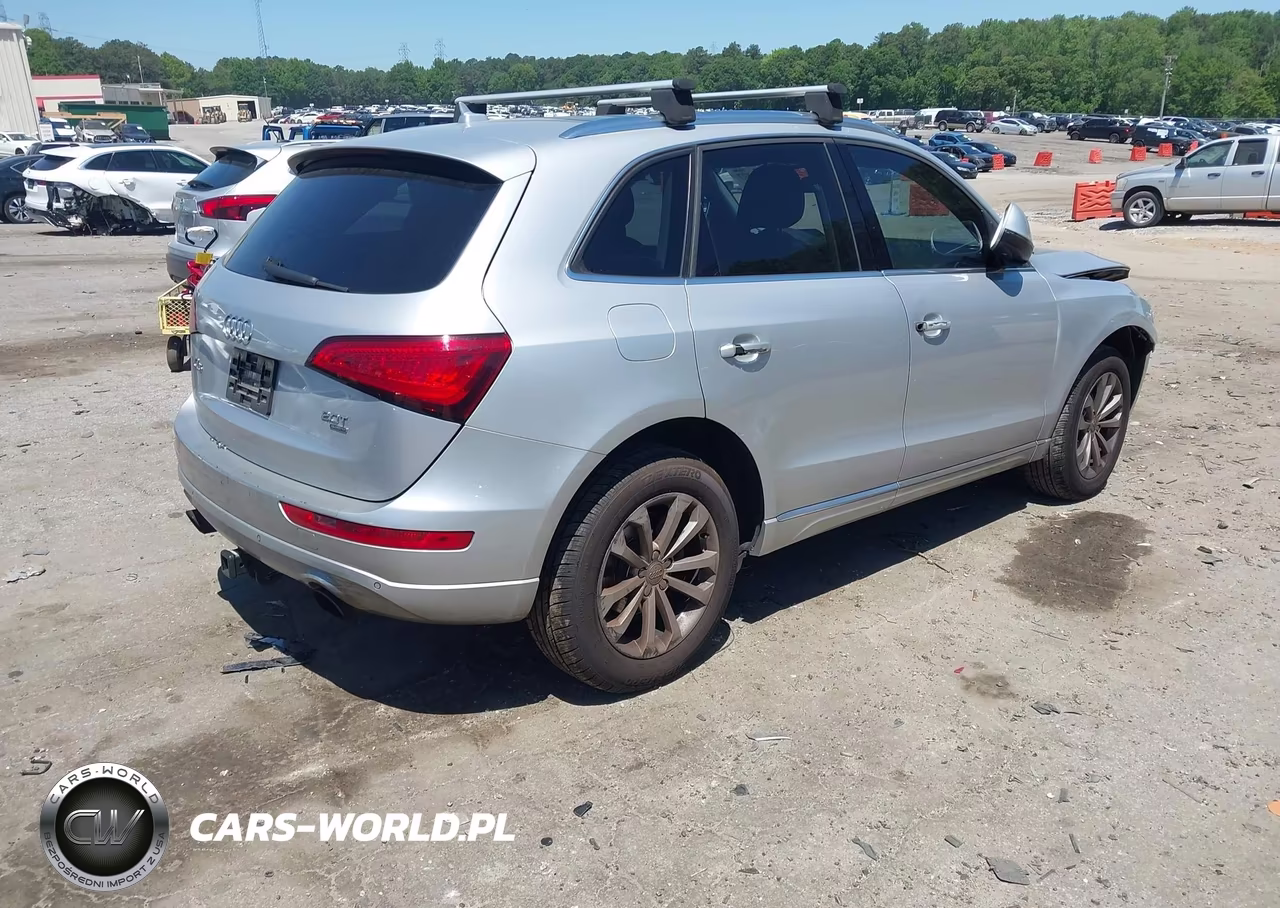 2014 Audi Q5 2.0T Premium VIN:WA1LFAFPXEA099038 - 4