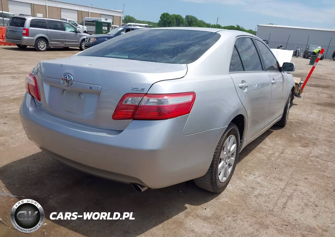 2008 Toyota Camry Xle VIN:4T1BE46K18U775708 - 4