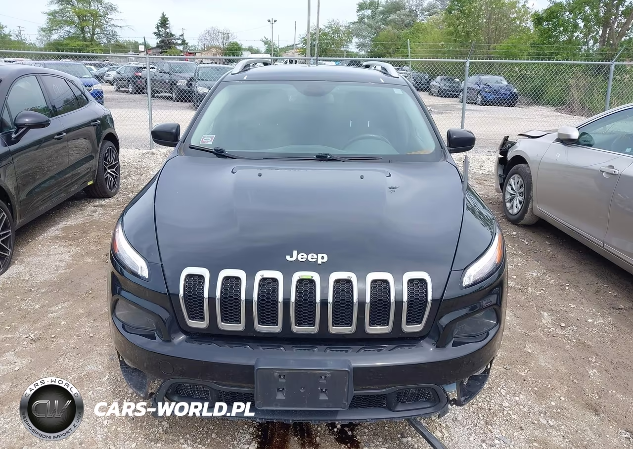 2018 Jeep Cherokee Latitude Plus Fwd VIN:1C4PJLLBXJD539083 - 12