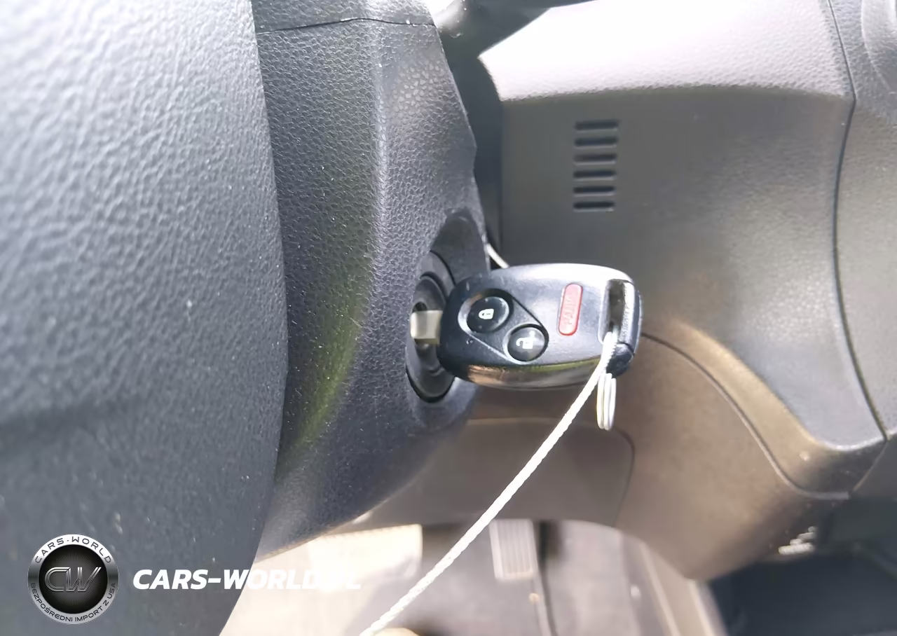 2011 Honda Fit Sport VIN:JHMGE8H5XBC011196 - 11