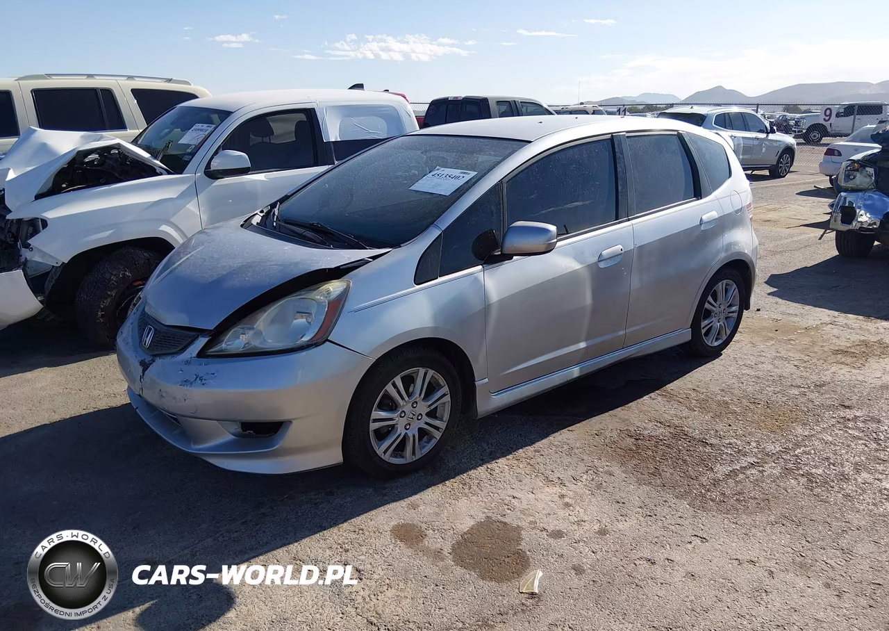 2011 Honda Fit Sport VIN:JHMGE8H5XBC011196 - 2