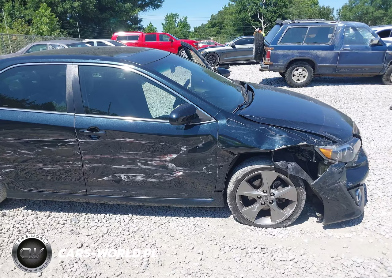 2014 Toyota Camry Se Sport VIN:4T1BF1FK4EU465270 - 6