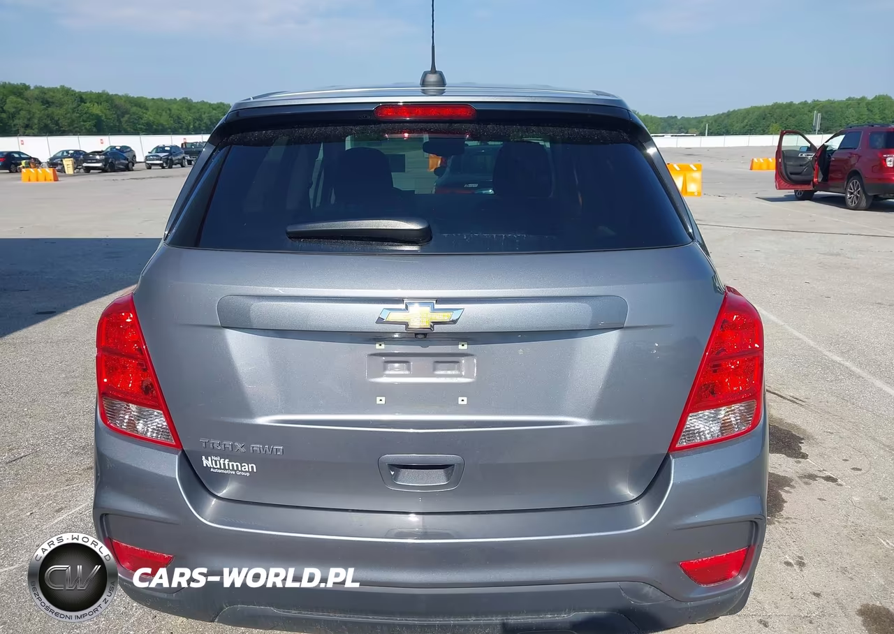 2020 Chevrolet Trax Awd Ls VIN:3GNCJNSB3LL179672 - 16