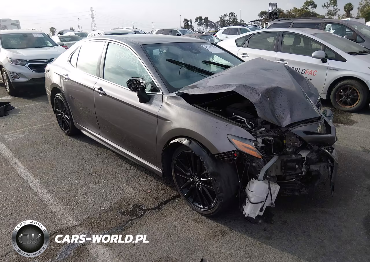 2023 Toyota Camry Xse – zdjęcie 1 z 18